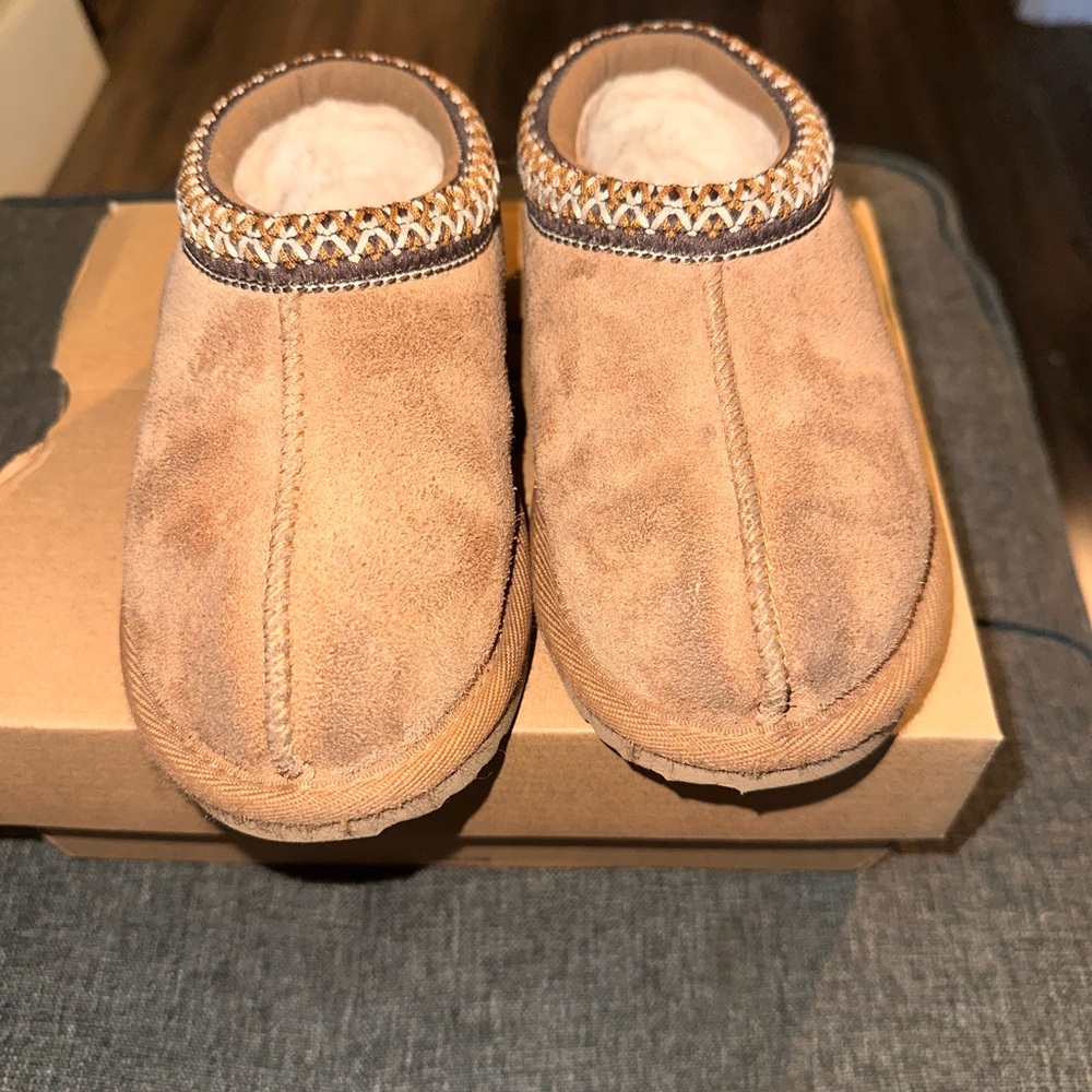 Cozy Tan Suede Slippers